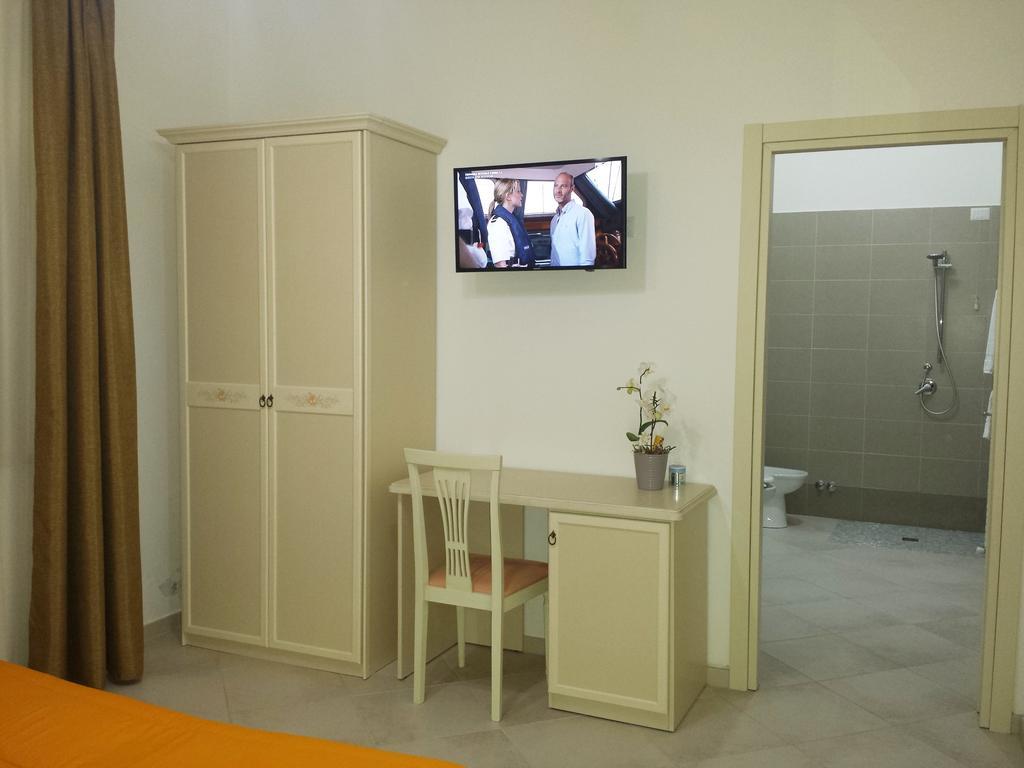 Hotel Afrodite Scalea Exterior foto